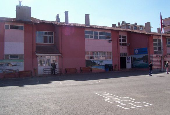 Şehitlik Ortaokulu 