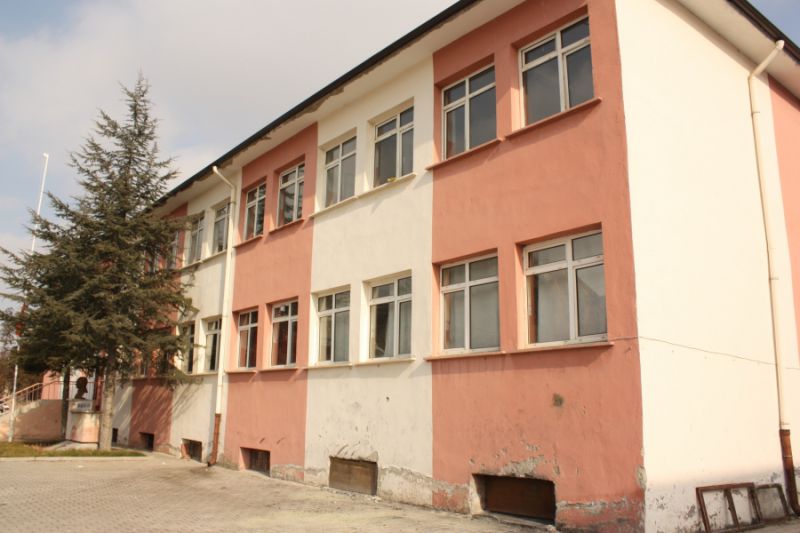 Nallıhan Fettah Güngör Mesleki Ve Teknik Anadolu Lisesi 