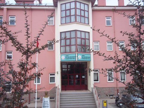 Nallıhan Öğretmenevi Ve Akşam Sanat Okulu Ankara 