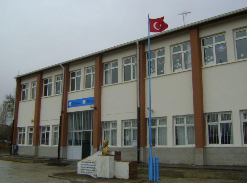 Poyraz İlkokulu 