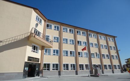 Pursaklar Feride Bekçioğlu Ortaokulu 
