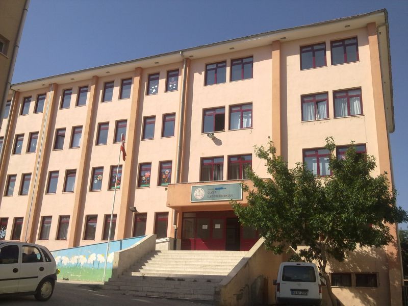 Ülker İlkokulu 