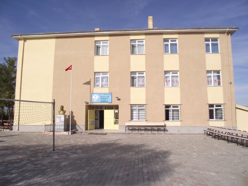 Devekovan Ortaokulu 