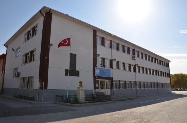 Afşin Bey İlkokulu 