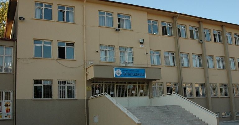 Fatih İlkokulu 