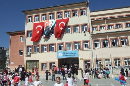 Mimar Sinan Ortaokulu 