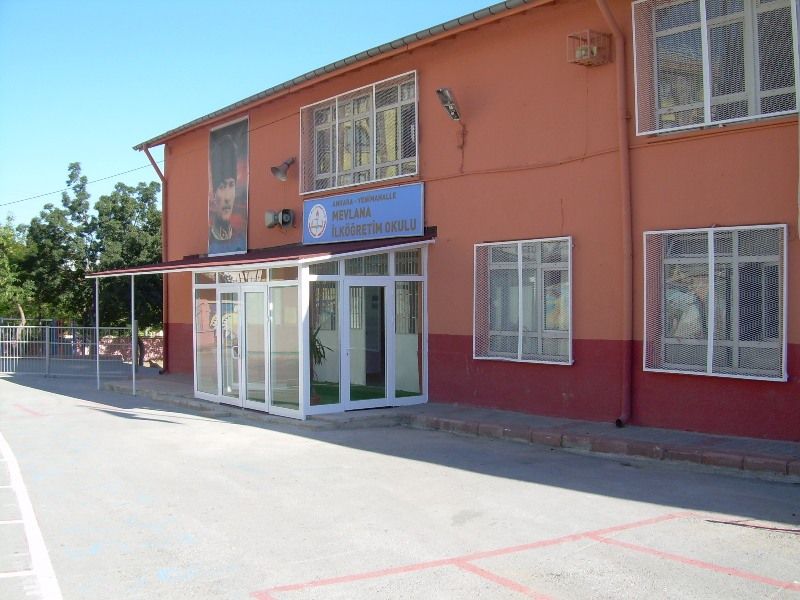 Mevlana Ortaokulu 