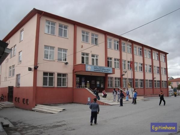 Yeşilevler Ortaokulu 