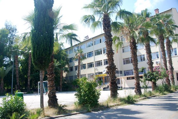 Rıfat Azakoğlu Mesleki Ve Teknik Anadolu Lisesi 