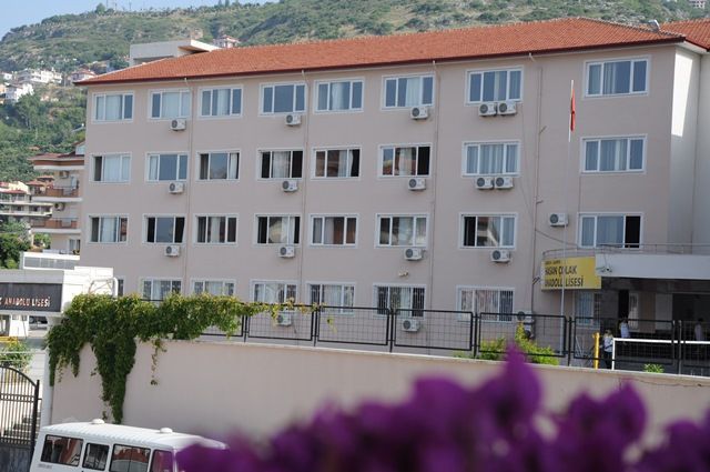 Hasan Çolak Anadolu Lisesi 
