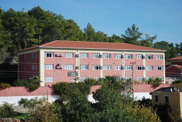 Okurcalar Berat Hayriye Cömertoğlu İlkokulu 