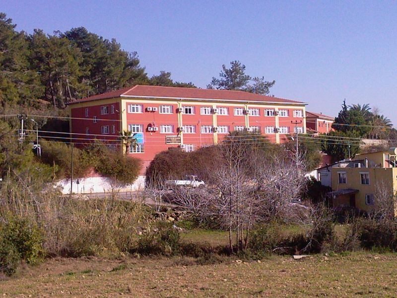 Okurcalar Berat Hayriye Cömertoğlu Ortaokulu 