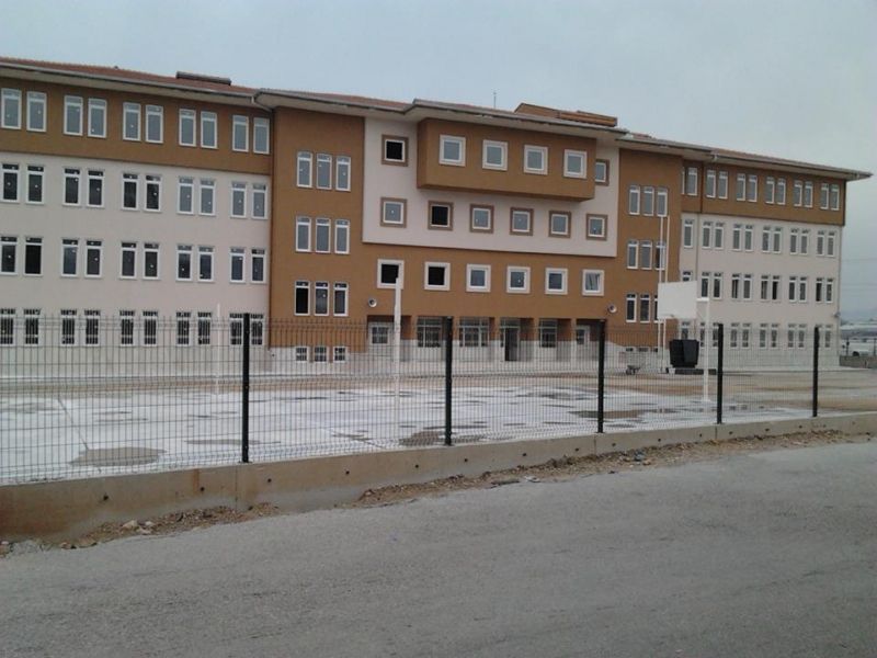 Cemile Kuyumcu Mesleki Ve Teknik Anadolu Lisesi 