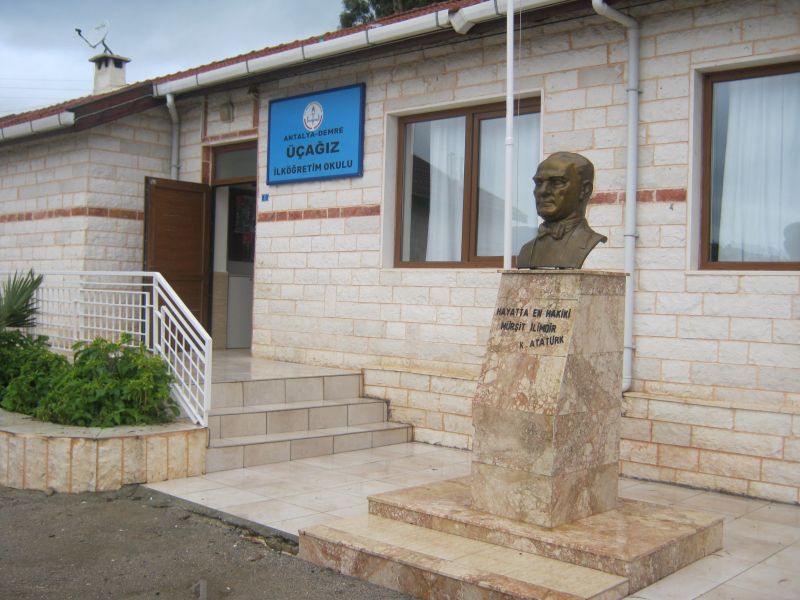 Üçağız İlkokulu 