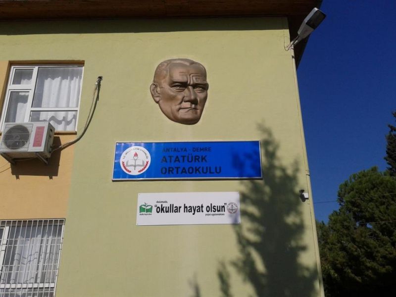 Atatürk Ortaokulu 