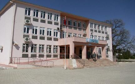 Kömürcüler Ortaokulu 