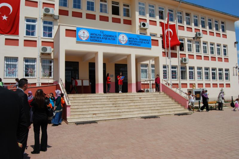 Mustafa-Ayşe Altun İlkokulu 