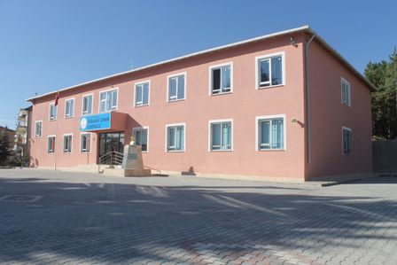 Osman Nuri Çınar İlkokulu 