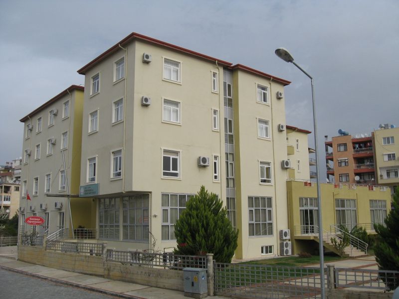 Öğretmen Evi Ve Akşam Sanat Okulu 
