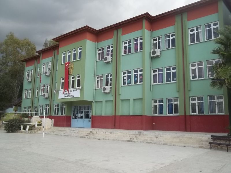 Yeşilköy Hilmi Toksoy Ortaokulu 