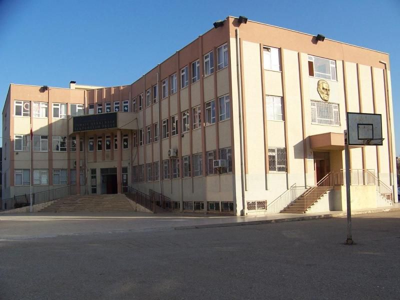 İsmail Hakkı Kaya Ortaokulu 