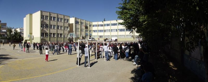Hüseyin Avni Çöllü Ortaokulu 