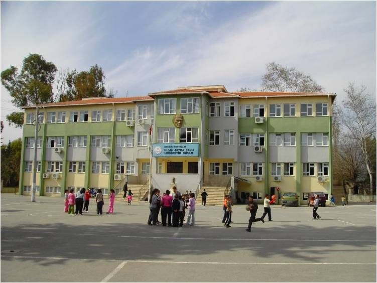 Hasan-Fatma Çavlı Ortaokulu 
