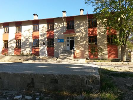 Çomaklı İlkokulu 