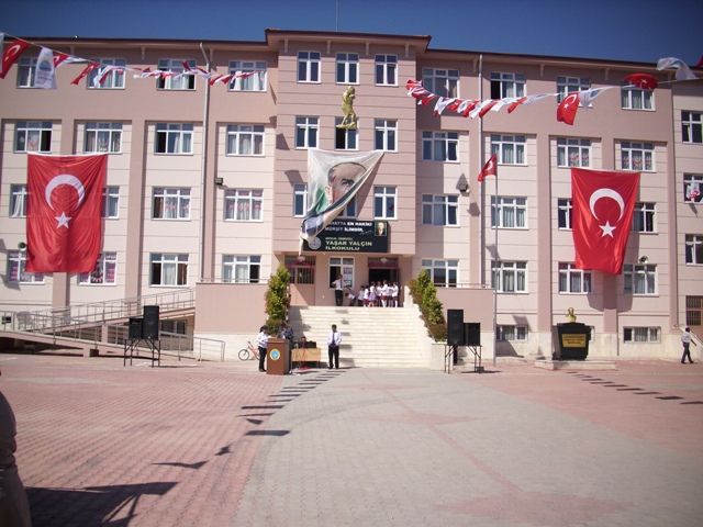 Yaşar Yalçın İlkokulu 