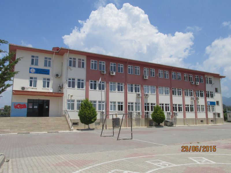 Atatürk Ortaokulu 