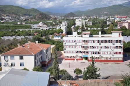 Cumhuriyet İlkokulu 