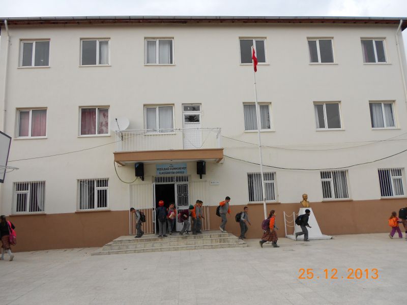 Yeşilbağ Cumhuriyet Ortaokulu 