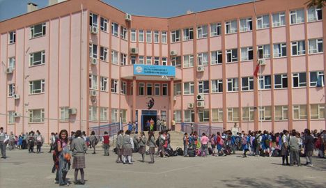 75. Yıl Cumhuriyet İlkokulu 