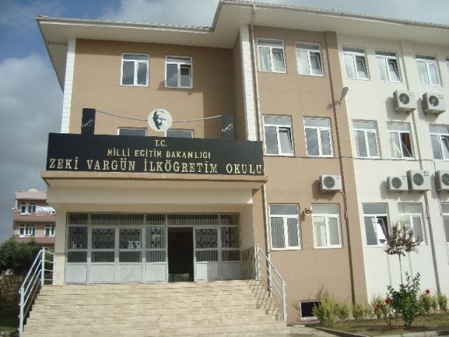 Sarılar İlkokulu 