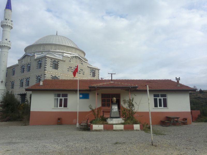 Örenşehir Yalışehir İlkokulu 