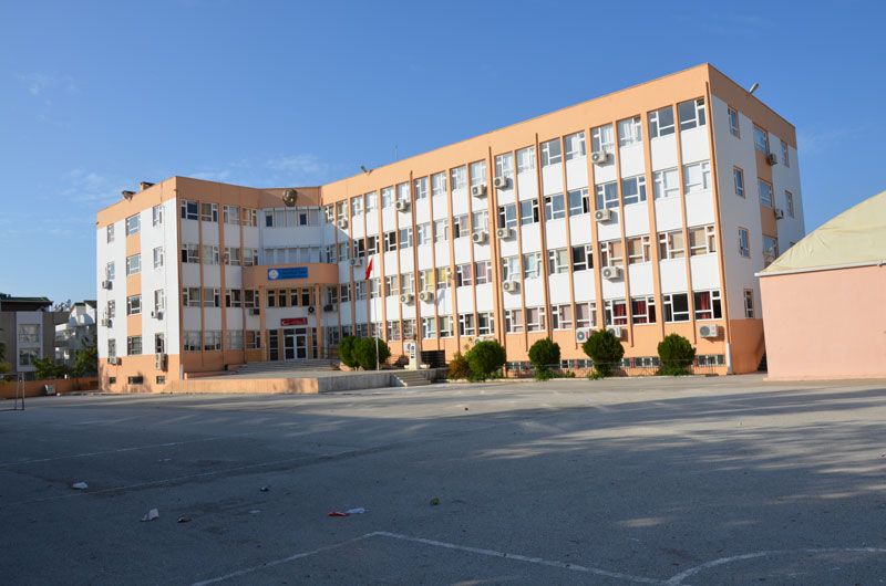 Vali Hüsnü Tuğlu İlkokulu 