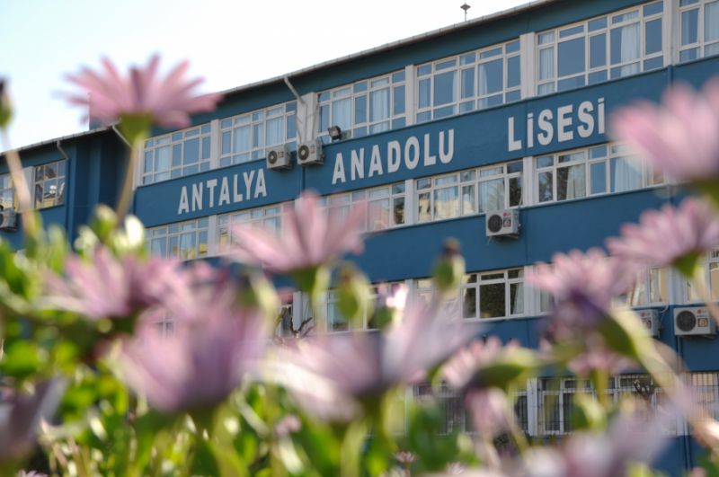 Antalya Anadolu Lisesi 