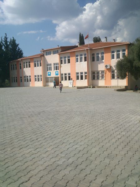 Kadir Demir İlkokulu 