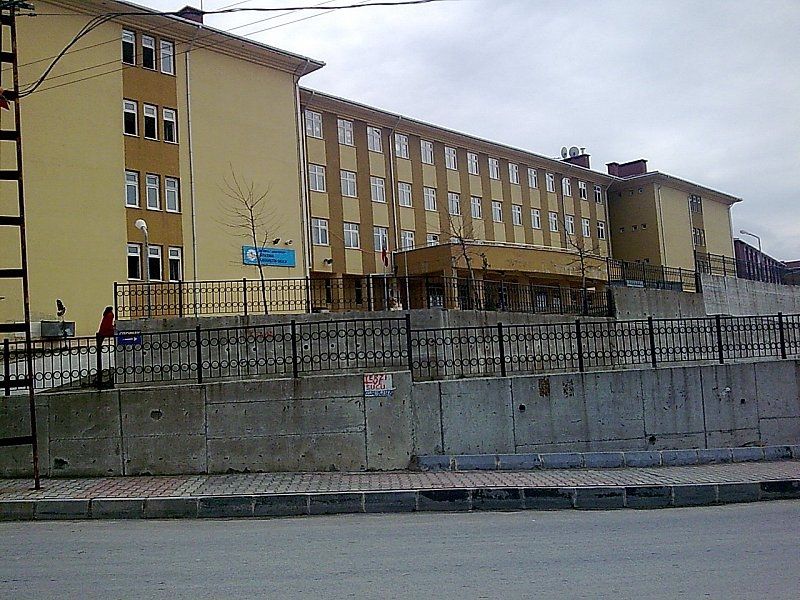 Ayazma İlkokulu 