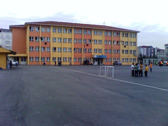 Akşemsettin İlkokulu 