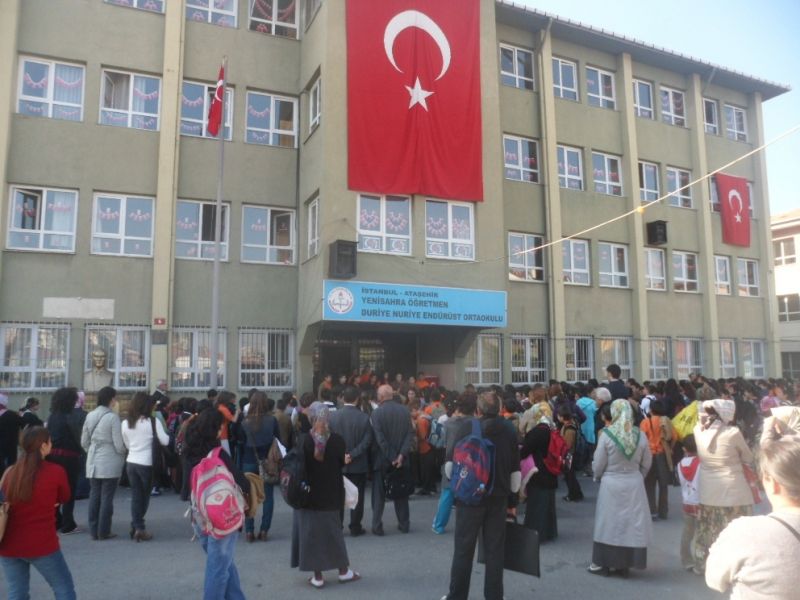 Yenisahra Öğretmen Duriye Nuriye Endürüst Ortaokulu 