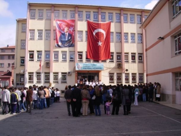 Sakarya İlkokulu 
