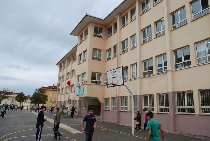 Şehit Öğretmen Mehmet Fidan Ortaokulu 