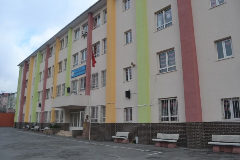 Orhan Veli Ortaokulu 