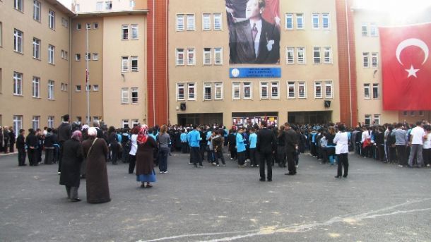Halil Atamavcı İlkokulu 