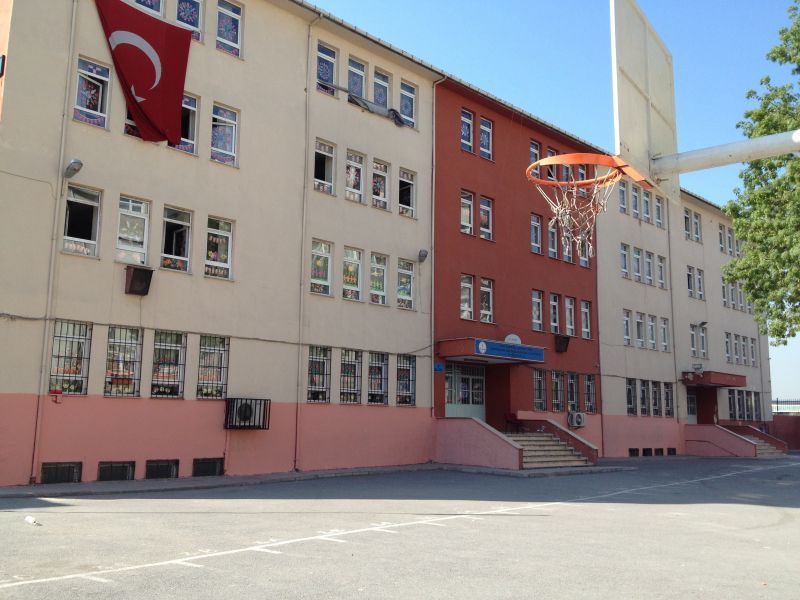 Abdulkadir Uztürk İlkokulu 