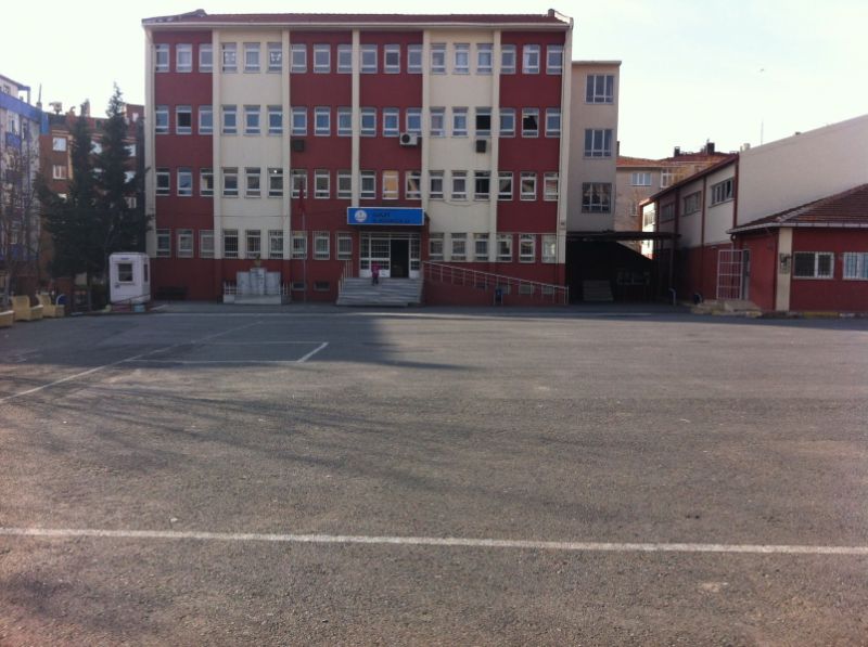Gazi İlkokulu 