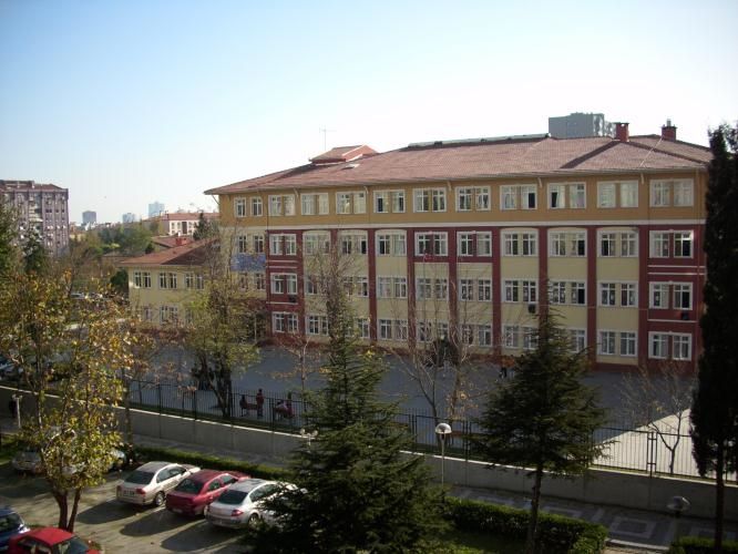 Ataköy Atatürk Ortaokulu 