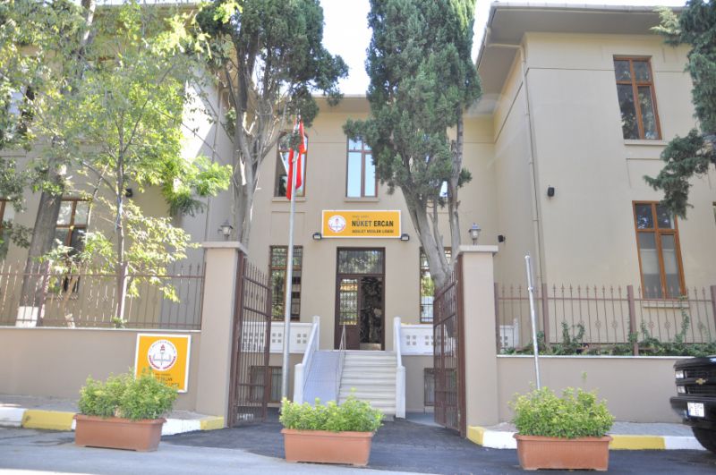 Bakırköy Nüket Ercan Mesleki Ve Teknik Anadolu Lisesi 