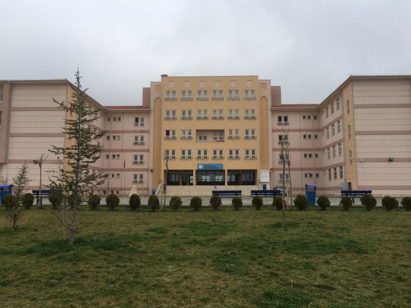 Toki Turgut Özal İmam Hatip Ortaokulu 